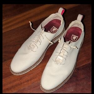 Stacy Adams Men's White Perforated Oxfords